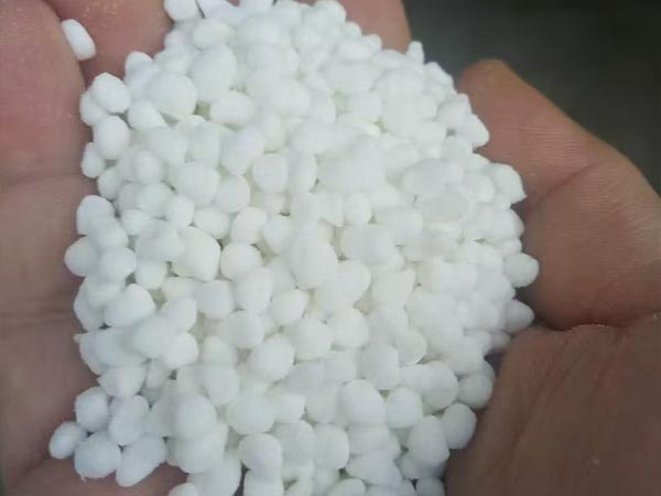 방출 조절형 비료와 서방형 비료의 차이점은 무엇입니까?